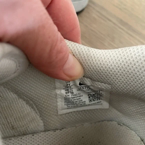 Nike Dunk Low-Size 7 - Picture 2 of 5